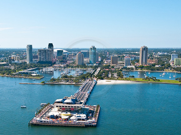St Petersburg Pier-1003