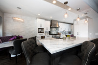 6609 S Russell